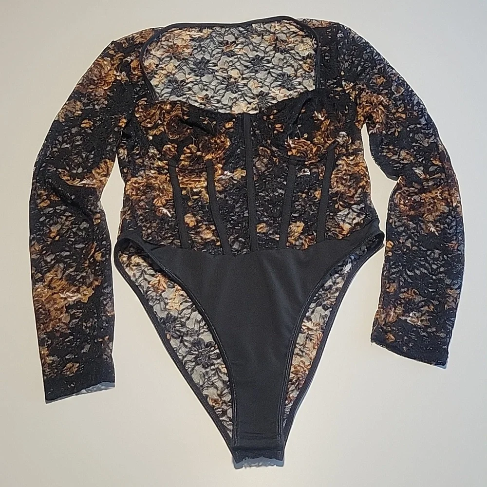 Floral Lace Long Sleeve Bodysuit Sz L